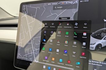 TESLA Model 3 (Dual Motor) Long Range Saloon 4dr Electric Auto 4WDE (346 ps)