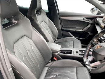 CUPRA FORMENTOR 1.4 eHybrid 12.8kWh V2 SUV 5dr Petrol Plug-in Hybrid DSG Euro 6 