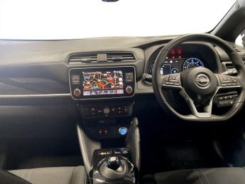 NISSAN LEAF 39kWh N-Connecta Hatchback 5dr Electric Auto (150 ps)