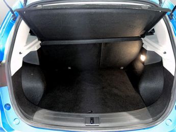 MG MG ZS 72.6kWh Trophy Long Range SUV 5dr Electric Auto (156 ps)