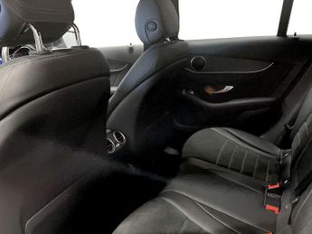 MERCEDES-BENZ GLC 2.0 GLC220d AMG Line SUV 5dr Diesel G-Tronic+ 4MATIC Euro 6 (s/s