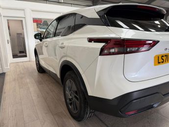 NISSAN QASHQAI 1.3 DIG-T MHEV Acenta Premium SUV 5dr Petrol Hybrid XTRON Euro 6