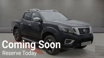 Nissan Navara 2.3 dCi Tekna Pickup Double Cab 4dr Diesel Auto 4WD Euro 6 (190 