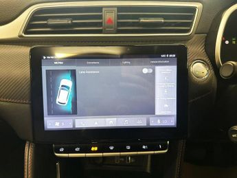 MG MG ZS 51.1kWh Trophy SUV 5dr Electric Auto (176 ps)