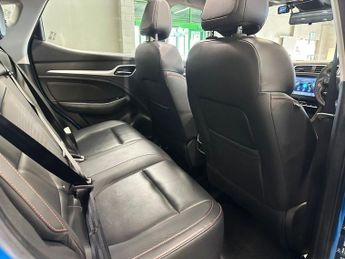 MG MG ZS 51.1kWh Trophy SUV 5dr Electric Auto (176 ps)