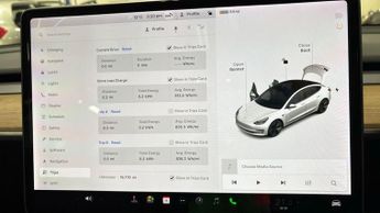 TESLA Model 3 (Dual Motor) Long Range Saloon 4dr Electric Auto 4WDE (346 ps)