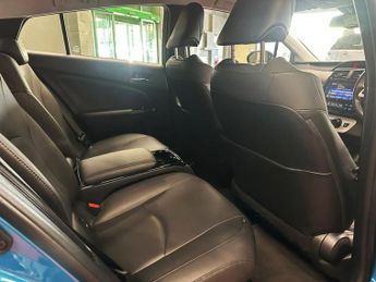 TOYOTA PRIUS 1.8 VVT 8.8kWh Excel Hatchback 5dr Petrol Plug-in Hybrid CVT Eur