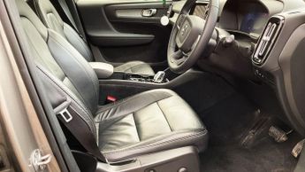 VOLVO XC40 1.5h T4 Recharge 10.7kWh Inscription SUV 5dr Petrol Plug-in Hybr