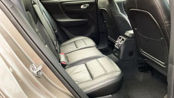 VOLVO XC40 1.5h T4 Recharge 10.7kWh Inscription SUV 5dr Petrol Plug-in Hybr