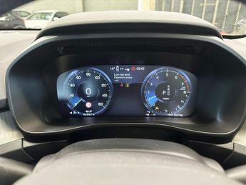 VOLVO XC40 1.5h T4 Recharge 10.7kWh Inscription SUV 5dr Petrol Plug-in Hybr