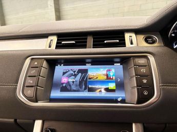 LAND ROVER RANGE ROVER EVOQUE 2.0 TD4 SE Tech SUV 5dr Diesel Auto 4WD Euro 6 (s/s) (180 ps)
