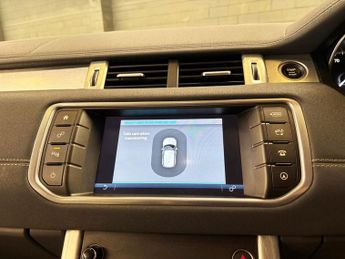 LAND ROVER RANGE ROVER EVOQUE 2.0 TD4 SE Tech SUV 5dr Diesel Auto 4WD Euro 6 (s/s) (180 ps)