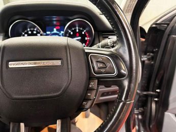 LAND ROVER RANGE ROVER EVOQUE 2.0 TD4 SE Tech SUV 5dr Diesel Auto 4WD Euro 6 (s/s) (180 ps)