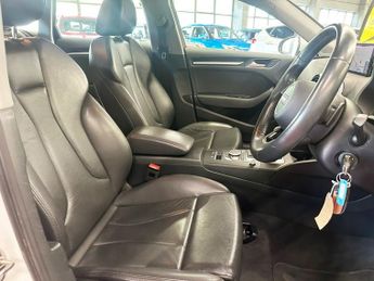 AUDI A3 1.5 TFSI CoD 35 Sport Sportback 5dr Petrol S Tronic Euro 6 (s/s)