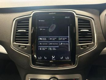 VOLVO XC90 2.0h T8 Twin Engine 10.4kWh Momentum SUV 5dr Petrol Plug-in Hybr