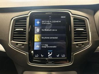 VOLVO XC90 2.0h T8 Twin Engine 10.4kWh Momentum SUV 5dr Petrol Plug-in Hybr