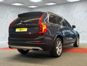 VOLVO XC90 2.0h T8 Twin Engine 10.4kWh Momentum SUV 5dr Petrol Plug-in Hybr