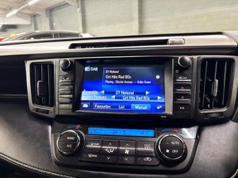 TOYOTA RAV4 2.5 VVT-h Excel SUV 5dr Petrol Hybrid CVT 4WD Euro 6 (s/s) (Safe