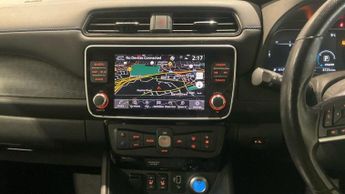 NISSAN LEAF 40kWh N-Connecta Hatchback 5dr Electric Auto (150 ps)