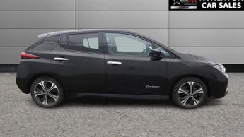 NISSAN LEAF 40kWh N-Connecta Hatchback 5dr Electric Auto (150 ps)