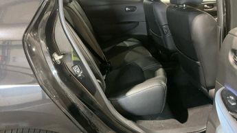 NISSAN LEAF 40kWh N-Connecta Hatchback 5dr Electric Auto (150 ps)