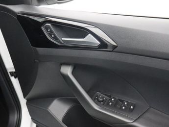 VOLKSWAGEN T-CROSS 1.0 TSI Black Edition SUV 5dr Petrol Manual Euro 6 (s/s) (110 ps