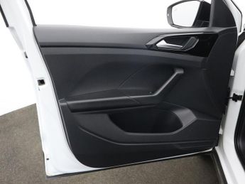 VOLKSWAGEN T-CROSS 1.0 TSI Black Edition SUV 5dr Petrol Manual Euro 6 (s/s) (110 ps