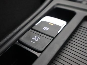 VOLKSWAGEN GOLF 2.0 TSI R Hatchback 5dr Petrol DSG 4Motion Euro 6 (s/s) (300 ps)