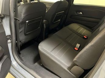 DACIA JOGGER 1.0 TCe Extreme SE MPV 5dr Petrol Manual Euro 6 (s/s) (110 ps)