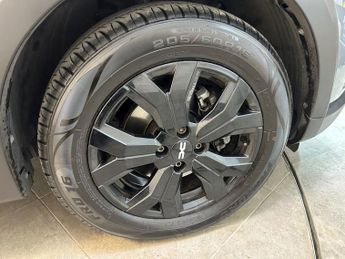 DACIA JOGGER 1.0 TCe Extreme SE MPV 5dr Petrol Manual Euro 6 (s/s) (110 ps)