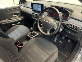 DACIA JOGGER 1.0 TCe Extreme SE MPV 5dr Petrol Manual Euro 6 (s/s) (110 ps)