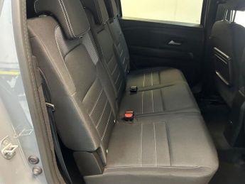 DACIA JOGGER 1.0 TCe Extreme SE MPV 5dr Petrol Manual Euro 6 (s/s) (110 ps)