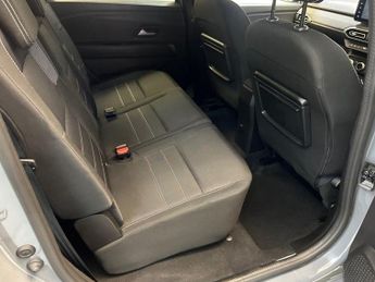 DACIA JOGGER 1.0 TCe Extreme SE MPV 5dr Petrol Manual Euro 6 (s/s) (110 ps)