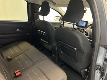 DACIA JOGGER 1.0 TCe Extreme SE MPV 5dr Petrol Manual Euro 6 (s/s) (110 ps)