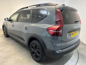 DACIA JOGGER 1.0 TCe Extreme SE MPV 5dr Petrol Manual Euro 6 (s/s) (110 ps)