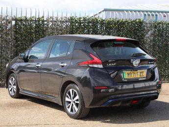 NISSAN LEAF 40kWh Acenta Hatchback 5dr Electric Auto (150 ps)