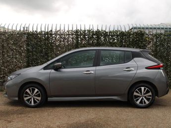 NISSAN LEAF 40kWh Acenta Hatchback 5dr Electric Auto (150 ps)