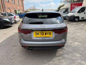 JAGUAR XF SPORTBRAKE 2.0d Chequered Flag Sportbrake 5dr Diesel Auto Euro 6 (s/s) (180
