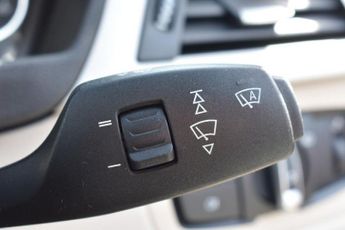 BMW 3 SERIES 2.0 320i SE Saloon 4dr Petrol AUTOMATIC 184ps | 2 OWNERS | LOW M