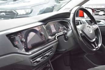 VOLKSWAGEN POLO 1.0 TSI GPF SEL Hatchback 5dr Petrol DSG Euro 6 | 2 KEYS | TOUCH