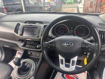 KIA SPORTAGE 2.0 CRDi KX-3 SUV 5dr Diesel Manual AWD Euro 5 (134 bhp)