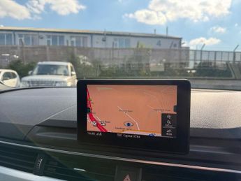 AUDI A4 2.0 TFSI 35 S line Saloon 4dr Petrol S Tronic Euro 6-FINISHED IN