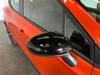 RENAULT CLIO 1.6 E-TECH Evolution Hatchback 5dr Petrol Hybrid Auto Euro 6 (s/