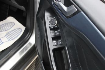 FORD FOCUS 1.5 EcoBlue Active X Estate 5dr Diesel Auto Euro 6 (s/s) (120 ps