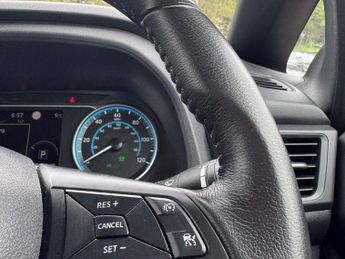 NISSAN LEAF 39kWh Acenta Hatchback 5dr Electric Auto (150 ps)