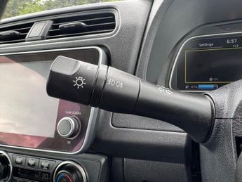 NISSAN LEAF 39kWh Acenta Hatchback 5dr Electric Auto (150 ps)