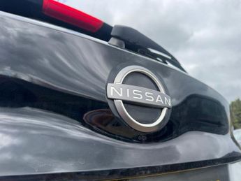NISSAN LEAF 39kWh Acenta Hatchback 5dr Electric Auto (150 ps)