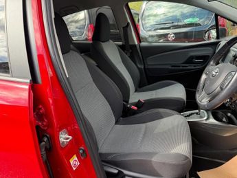 TOYOTA YARIS 1.5 VVT-h Icon Hatchback 5dr Petrol Hybrid E-CVT Euro 6 (101 ps)