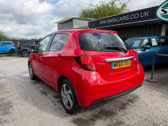 TOYOTA YARIS 1.5 VVT-h Icon Hatchback 5dr Petrol Hybrid E-CVT Euro 6 (101 ps)