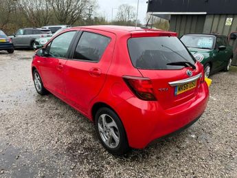 TOYOTA YARIS 1.5 VVT-h Icon Hatchback 5dr Petrol Hybrid E-CVT Euro 6 (101 ps)